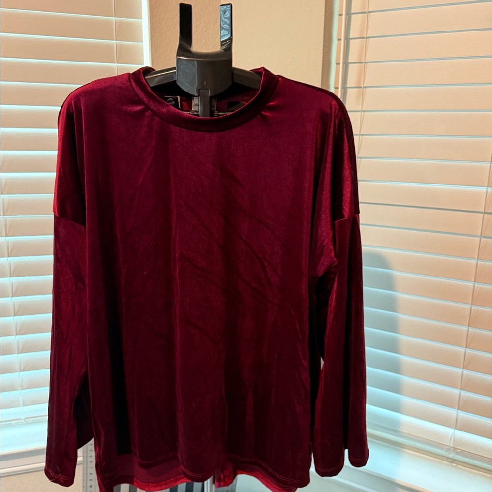Lovely Melody Velvet Long Sleeve Shirt - Deep Red